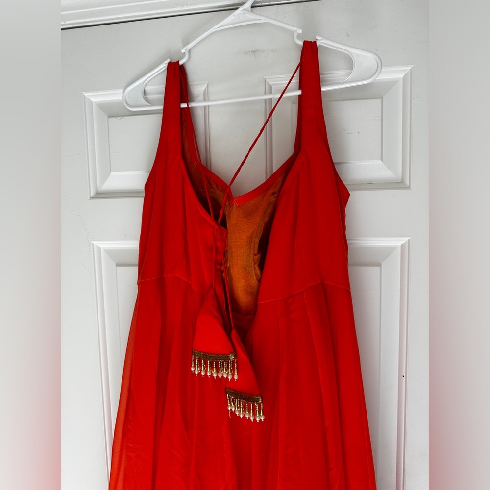 Authentic Designer Sari - Picture 3 of 5